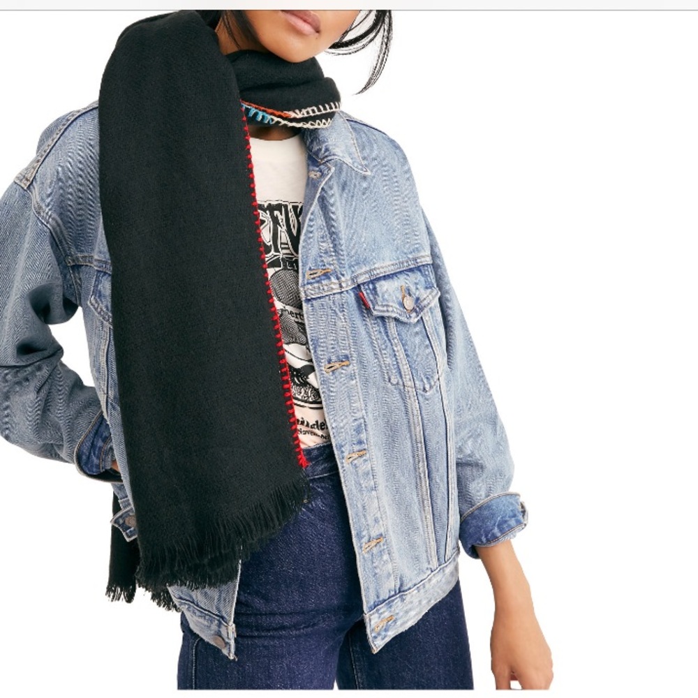 -Free people black frayed hem contrast stick scarf NWT